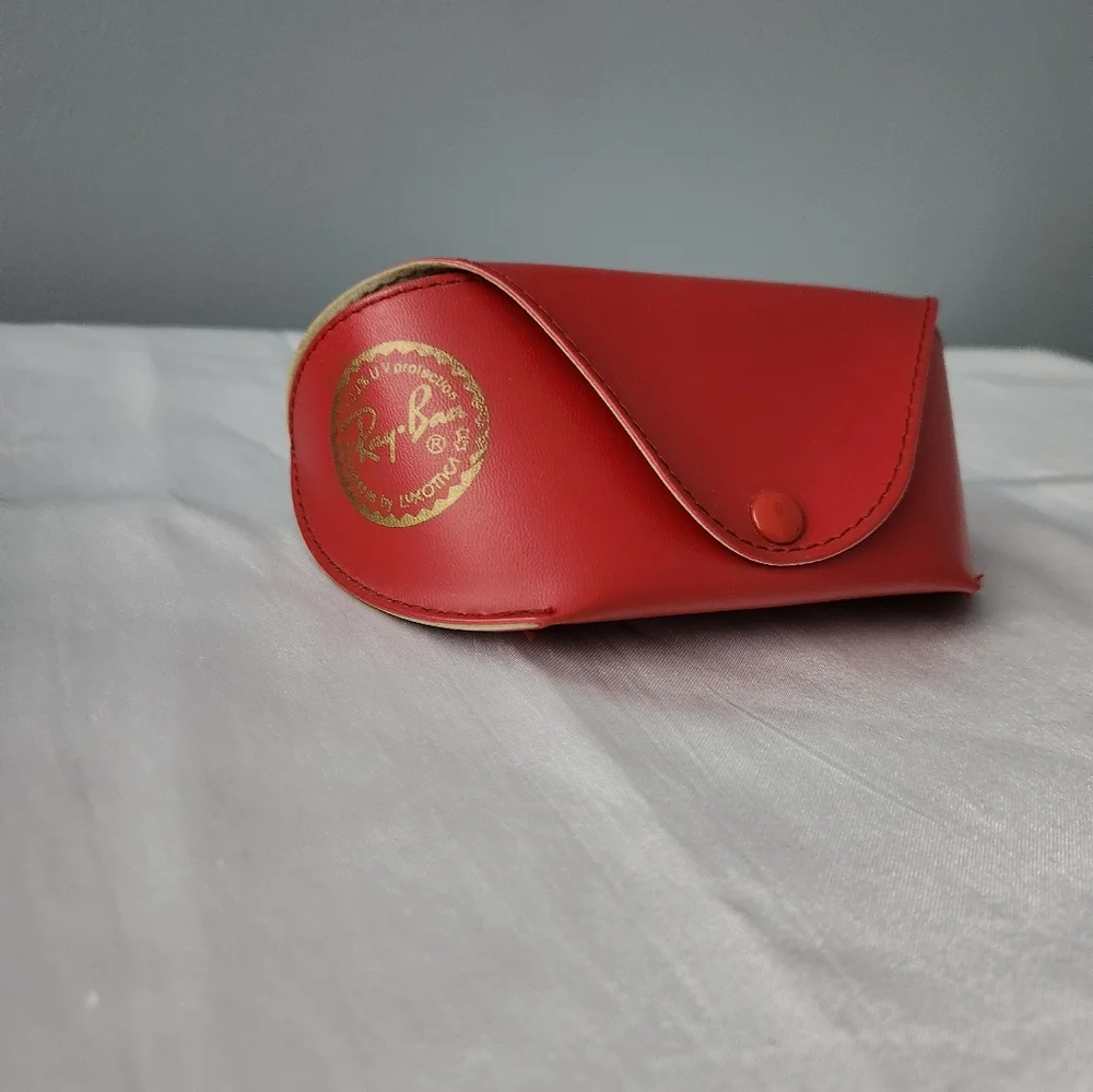 Women's Ray Ban polarized sunglasses with case - Picture 5 of 8